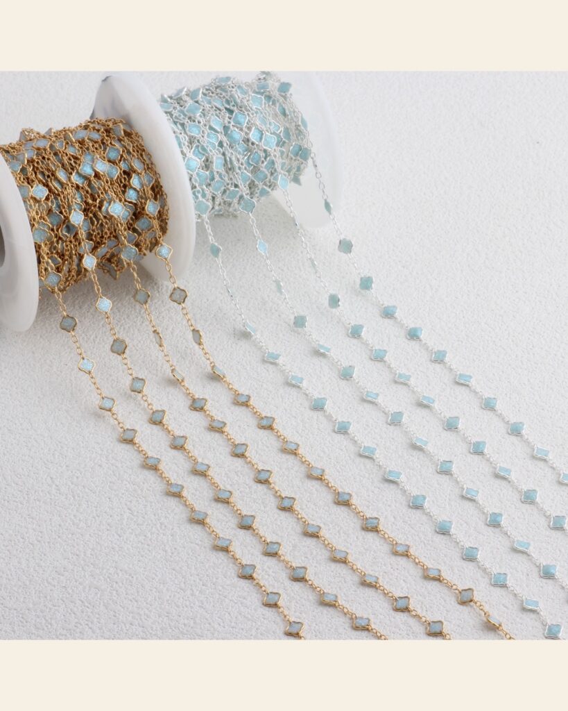 Light Blue Clover Chain
