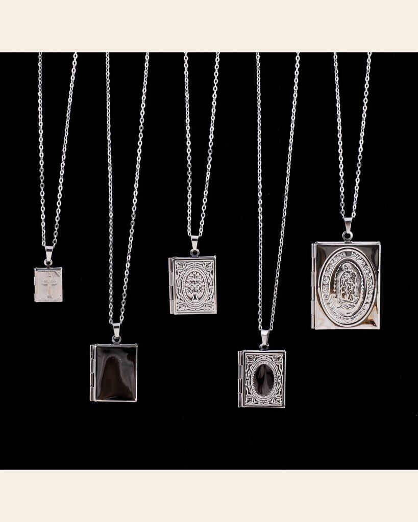 Book Photo Locket